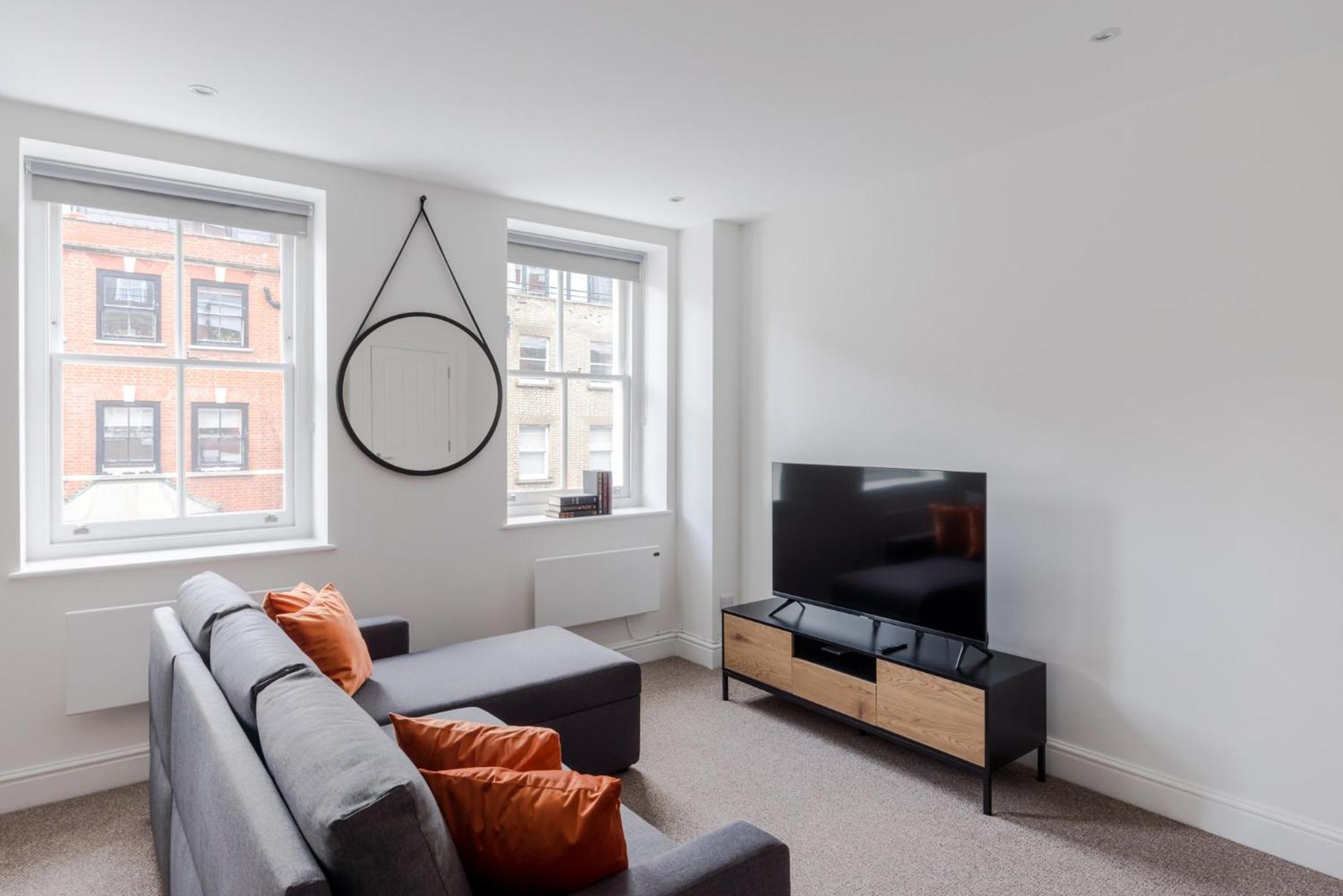 The Sensual Breeze - Fitzrovia - Frankie Says Apartment ลอนดอน ภายนอก รูปภาพ